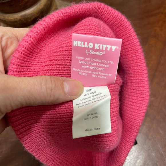 Vintage Sanrio  hello kitty beanie cap winter - Picture 5 of 7